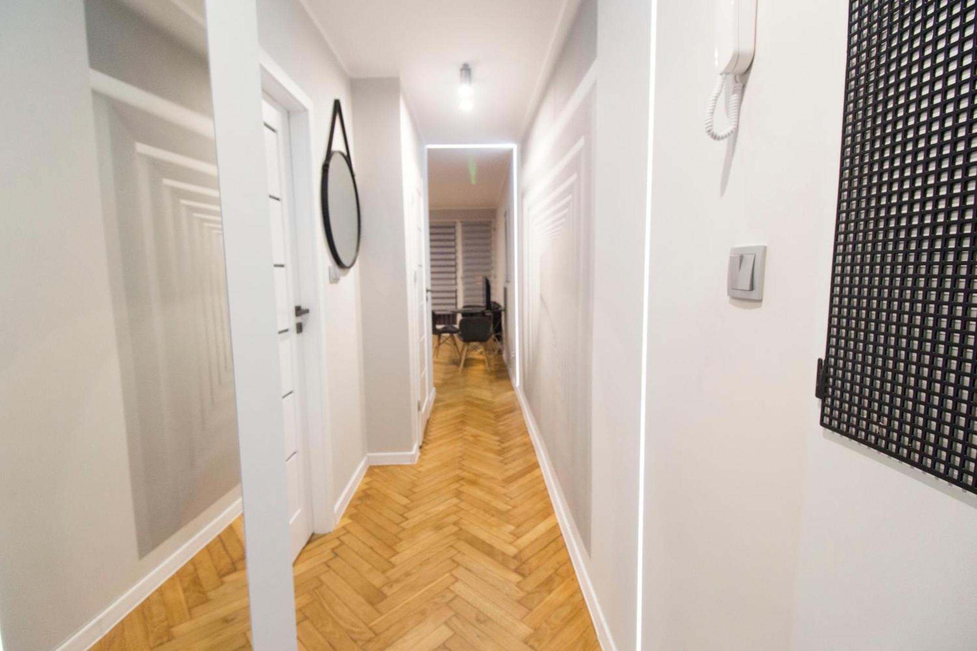 Happyestate Ul Wita Stwosza Old Town Apartment - Wroclaw — Photos 3